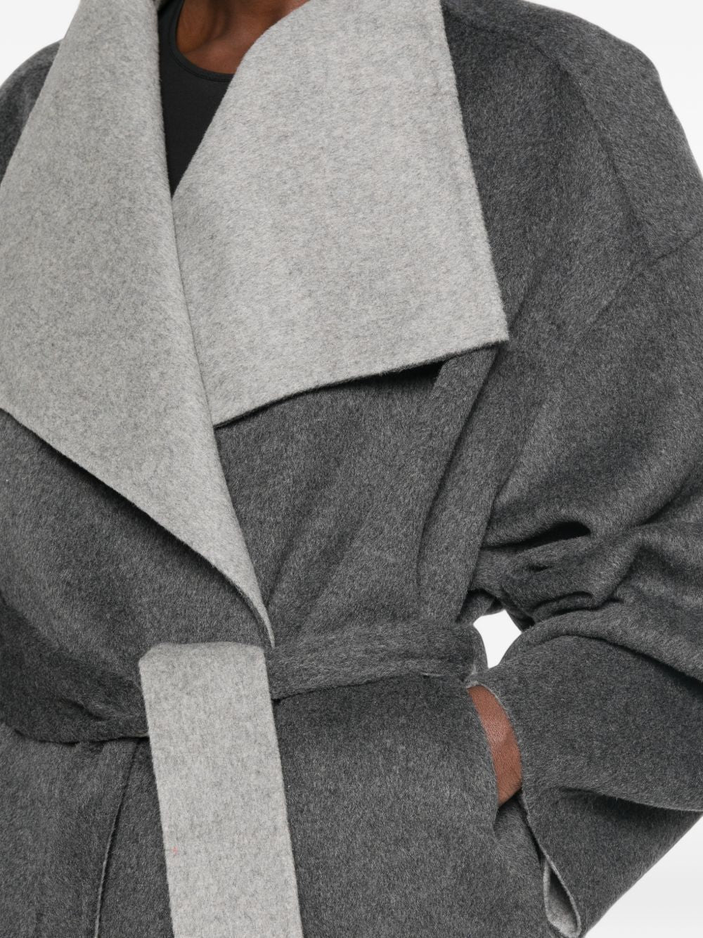032C Coat