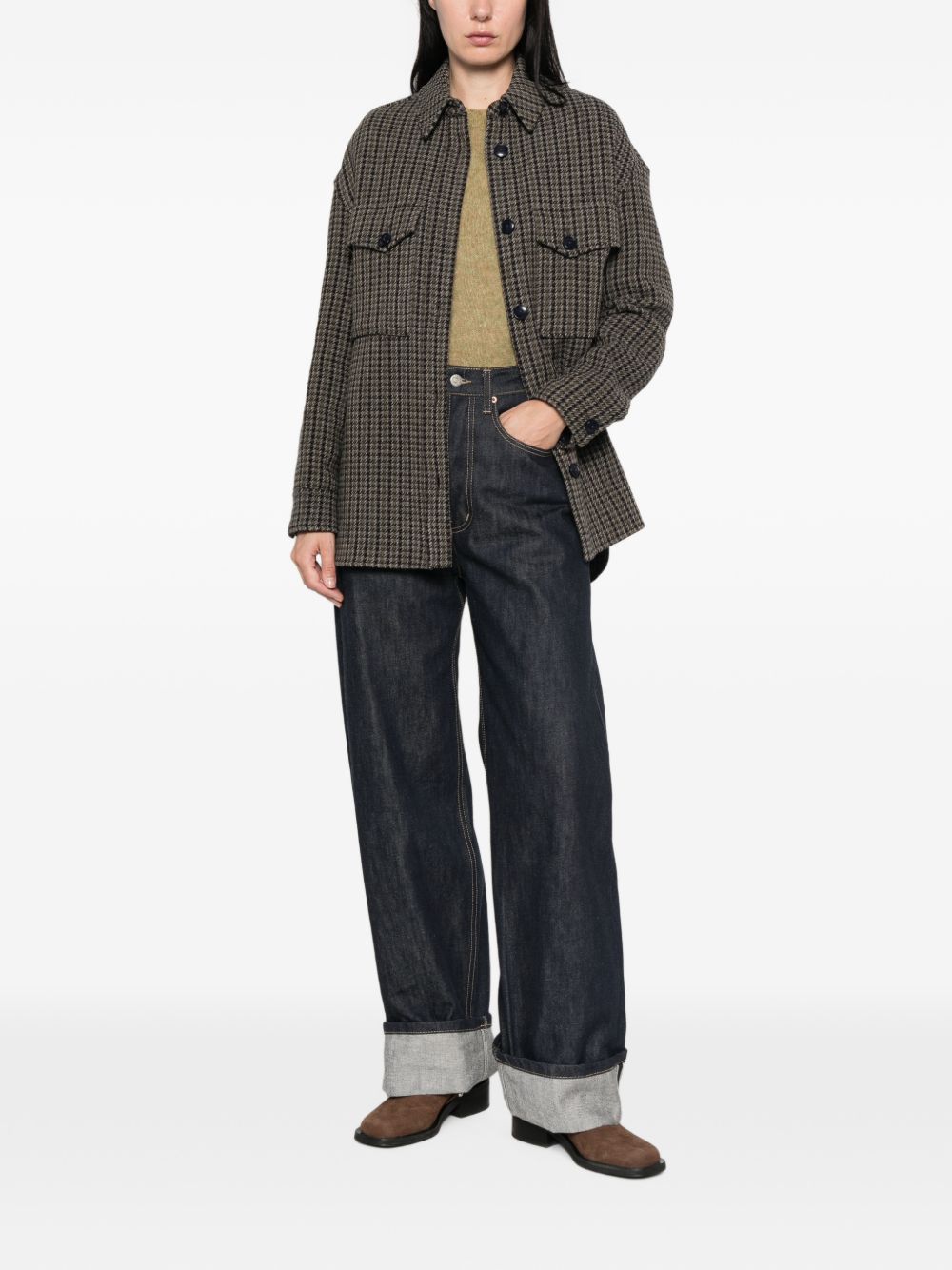 Closed Jacket