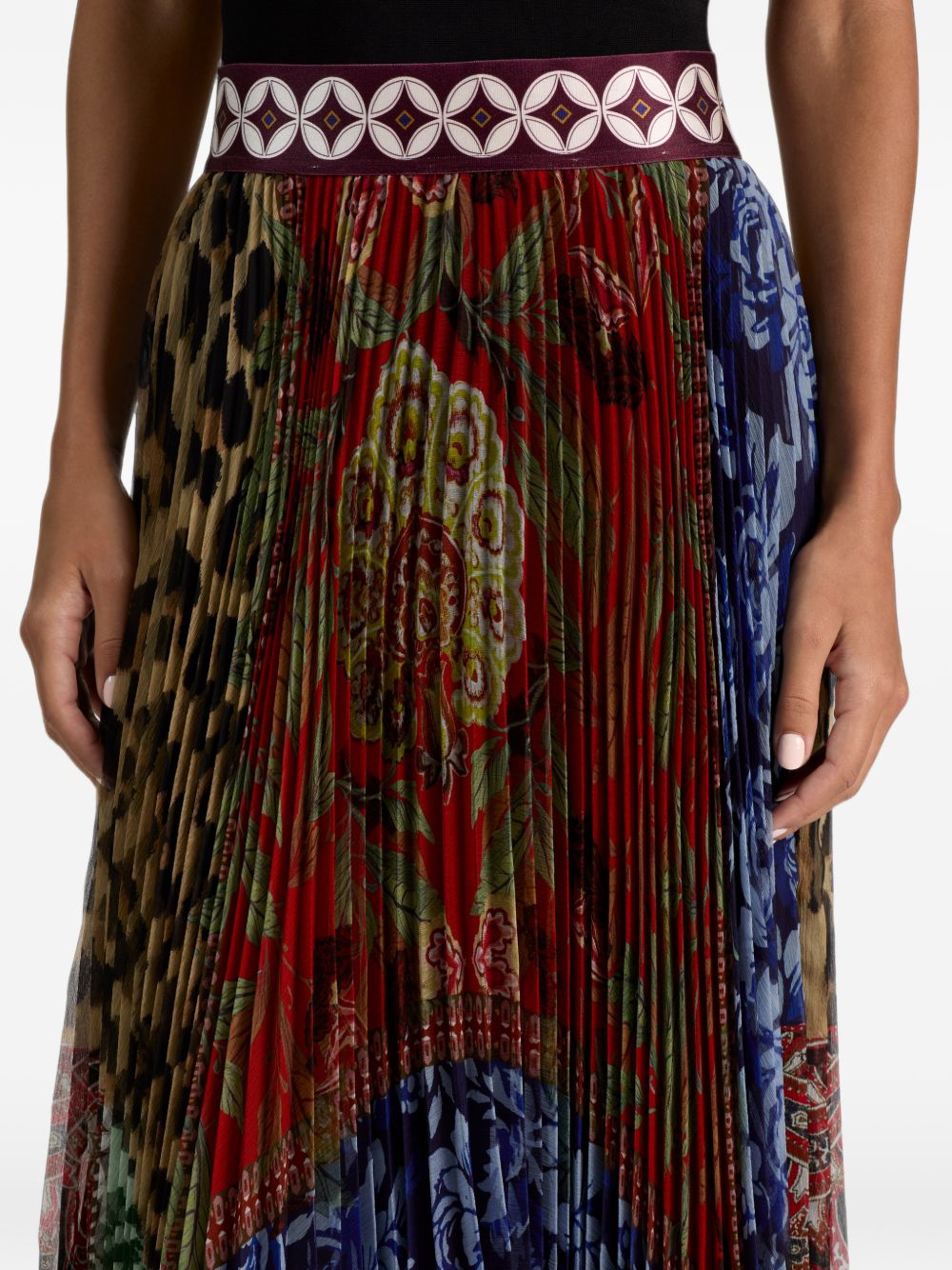 Alice + Olivia Skirts BLACK