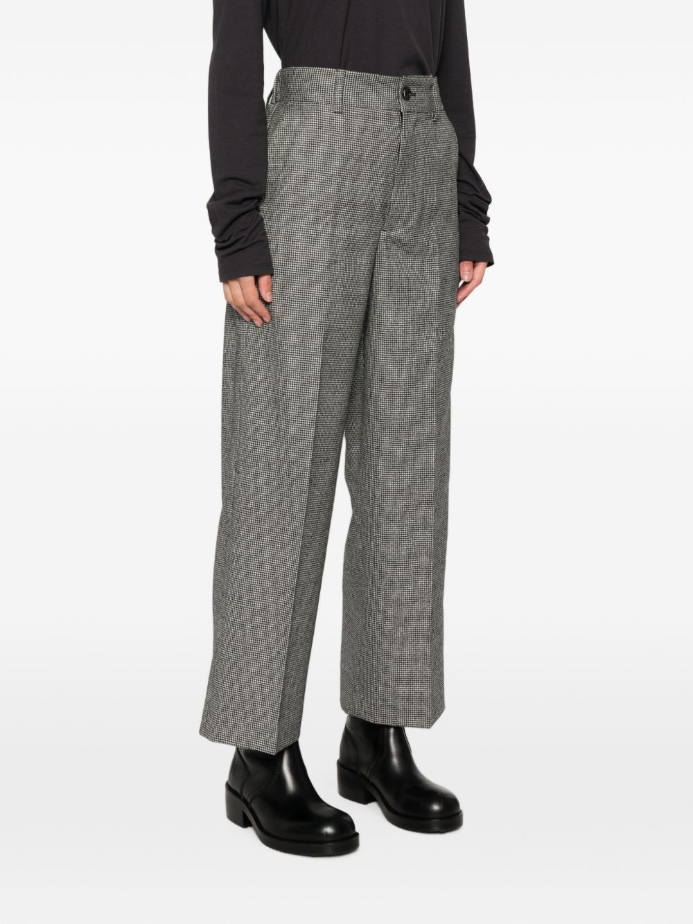 NICHOLSON & NICHOLSON Trousers