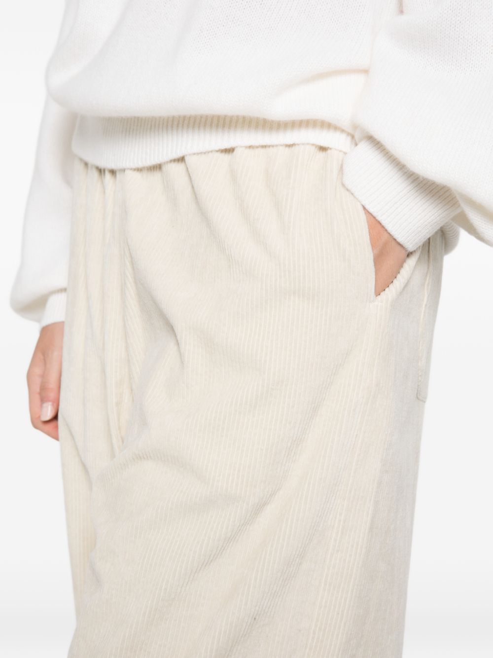 APUNTOB Trousers WHITE