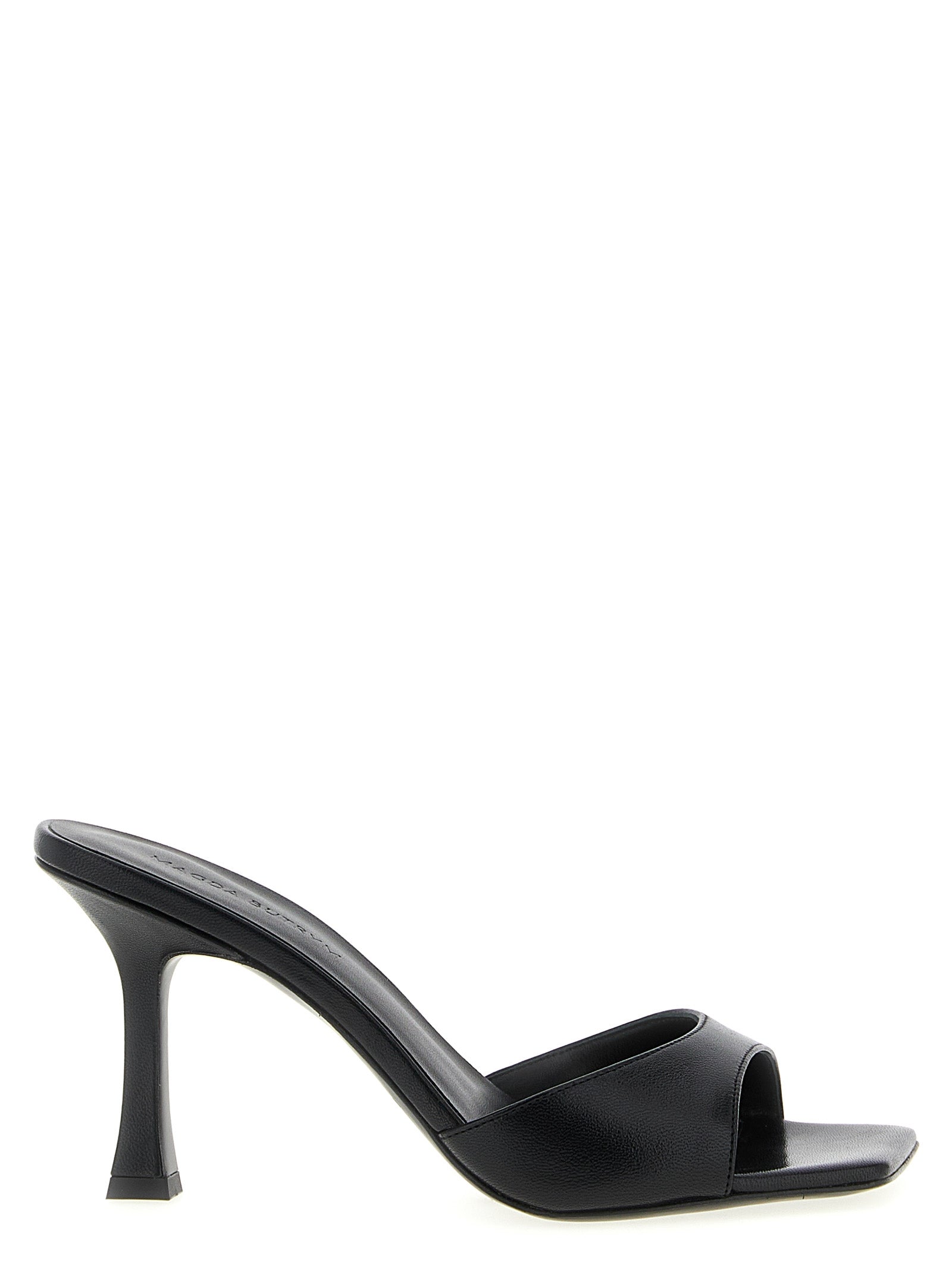 Magda Butrym Estonia Mules