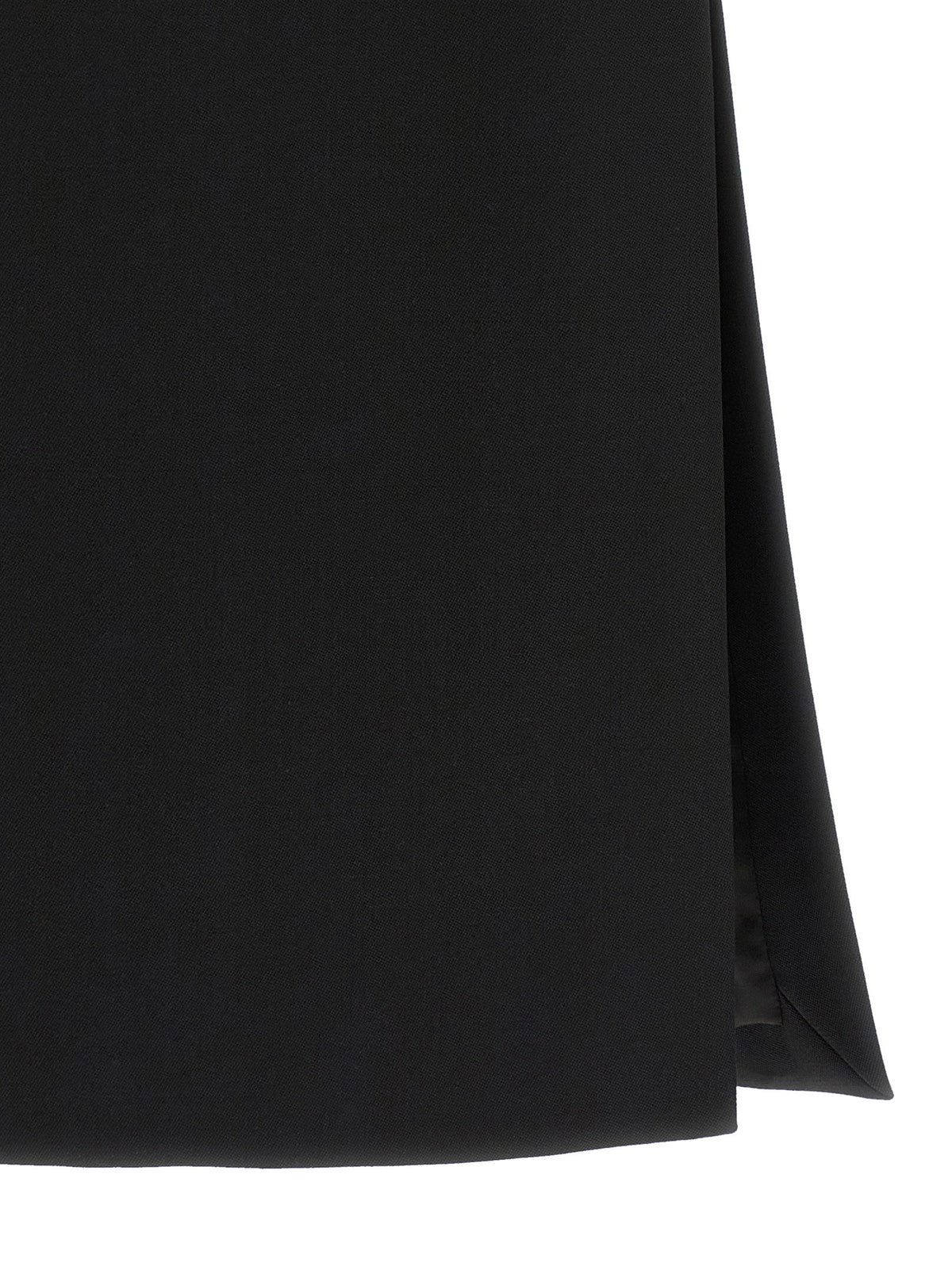 Fendi Skirt Of Sartorial Inspiration