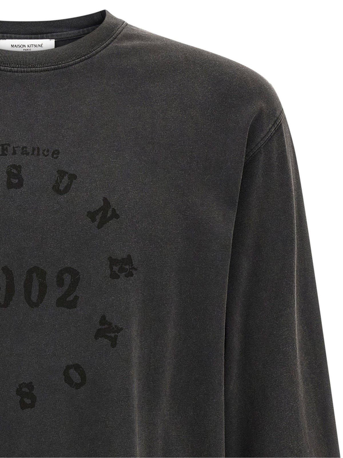 Maison Kitsuné Circle Stamp T-shirt